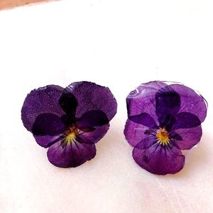 Handmade Real pressed Violets coated in resin.